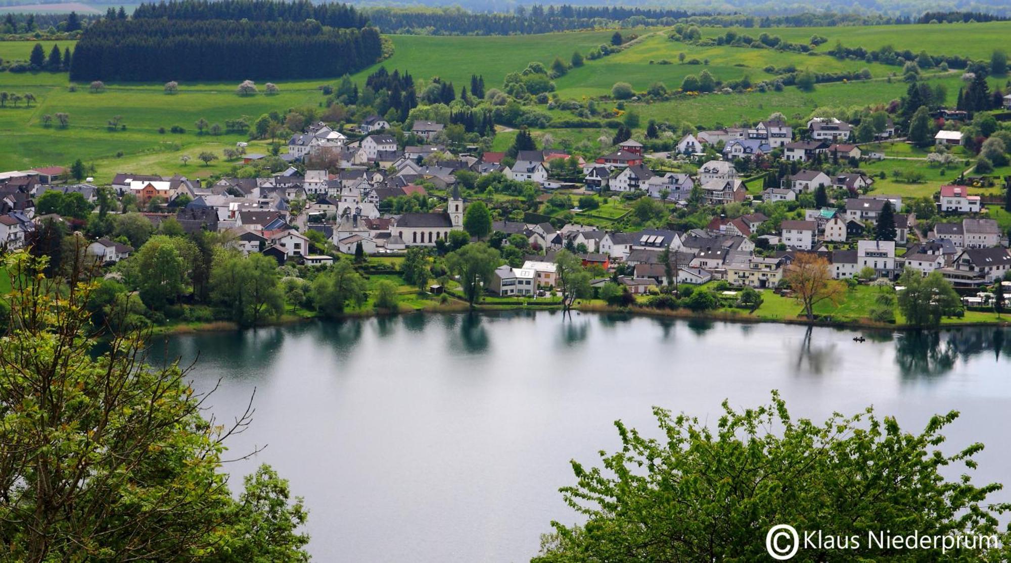 Ferienwohnung Welcome Mit Seeblick Schalkenmehren Buitenkant foto